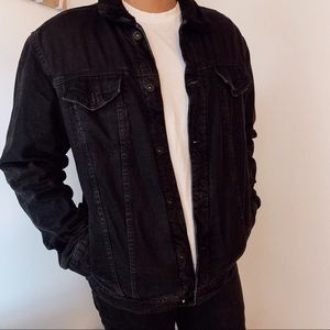 Men’s denim jacket